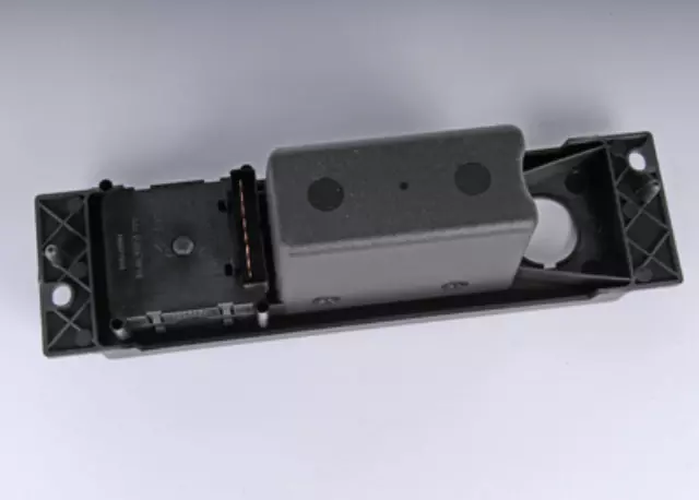 Switch Asm E/Gate Wdo Rel - GM (10420882)