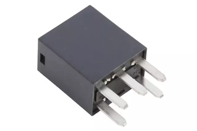 Multi-Purpose Relay - GM (13361779)