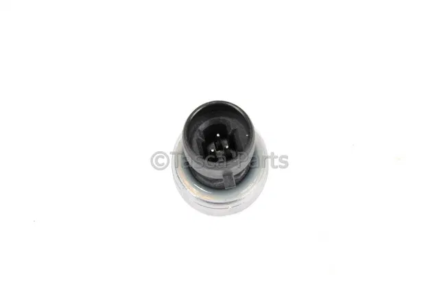 Air Conditioning Refrigerant Pressure Sensor - GM (13587668)