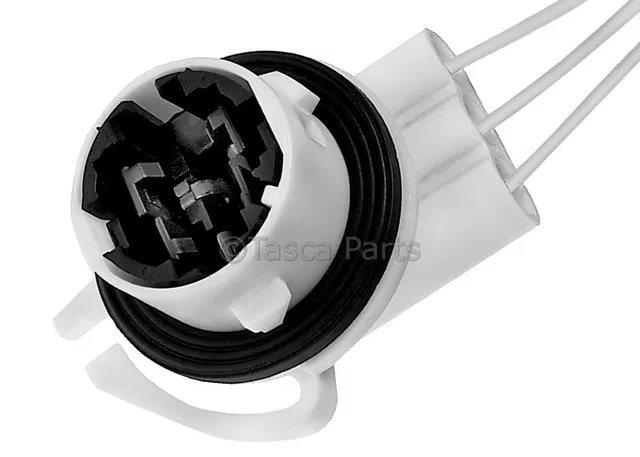 Multi-Purpose Lamp Socket - GM (15306188)