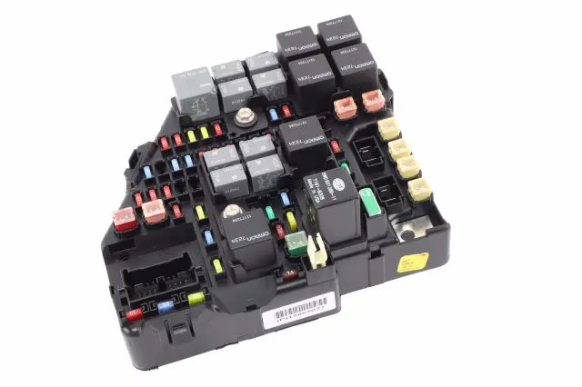 Relay & Fuse Plt - GM (15869077)