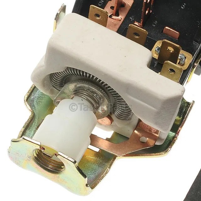 Headlamp Switch - GM (19106986)