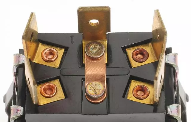 Switch - GM (19145820)