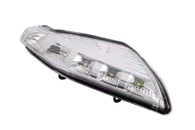 Driver Side Door Mirror Turn Signal Lamp - GM (20760211)