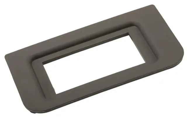 Lamp Bezel - Passenger Side (RH) - GM (22794893)
