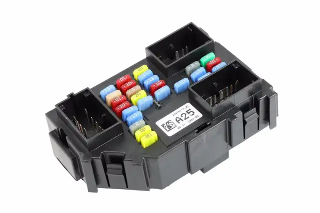 Fuse Block - GM (22925213)