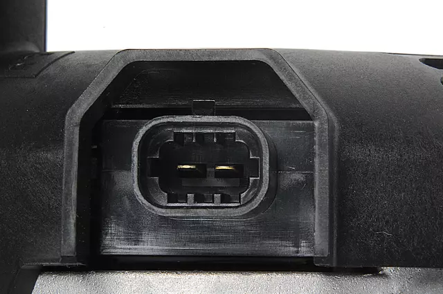 Alternator - ACDelco (23106528)
