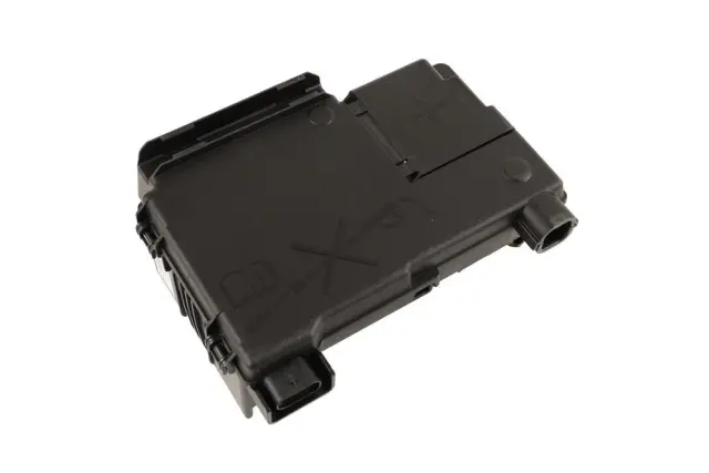 Battery Distribution Engine Compartment Fuse Block - GM (23242472)