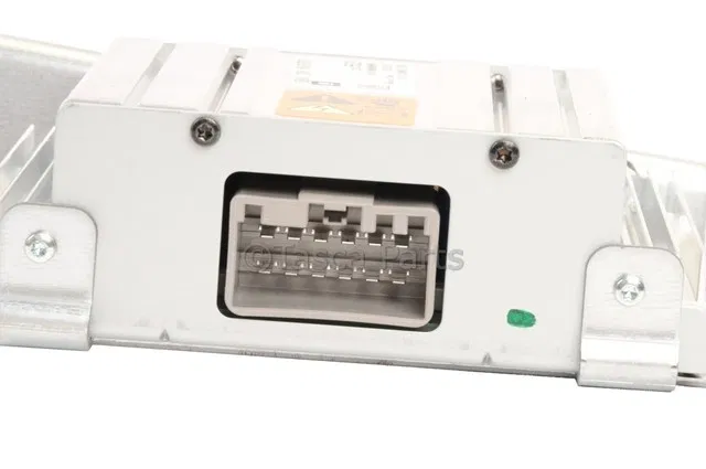 Accessory AC and DC Power Control Module - GM (23335528)