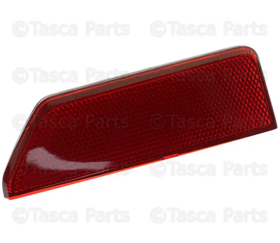 Driver Side Rear Bumper Reflector - GM (23454652)
