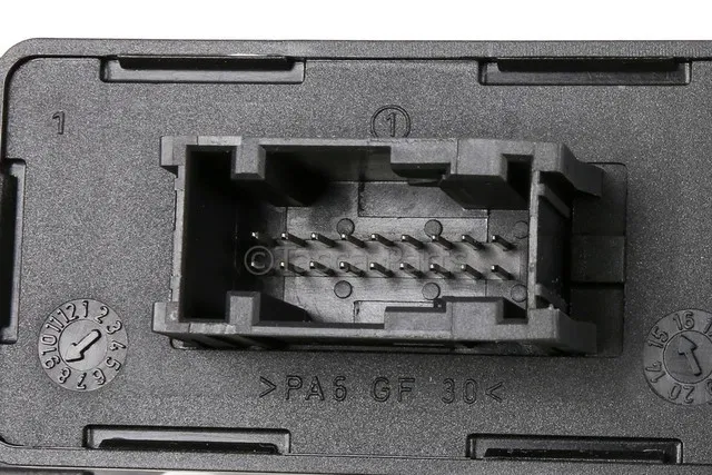Head Lamp Control Module - GM (23493477)