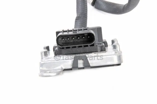 Nitrogen Oxides Sensor - GM (24001919)