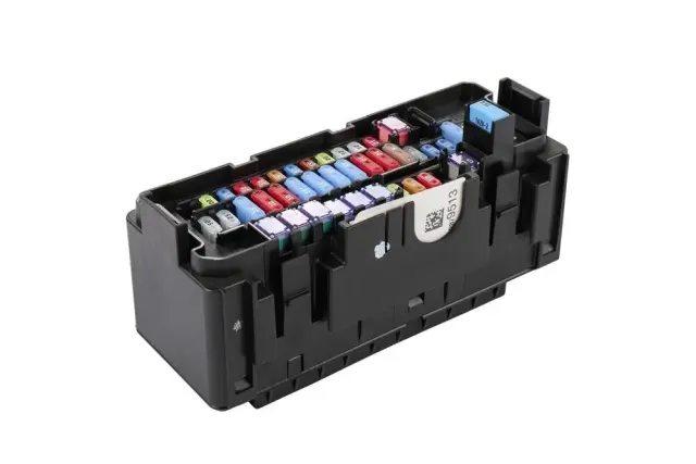 Fuse & Relay Box - GM (42879512)