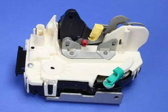 Lock Actuator - Passenger Side (RH) - Mopar (4589022AL)