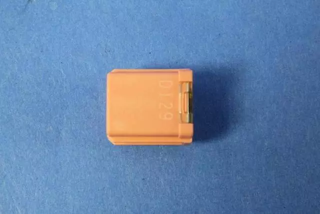 J Case Fuse - Mopar (68137154aa)