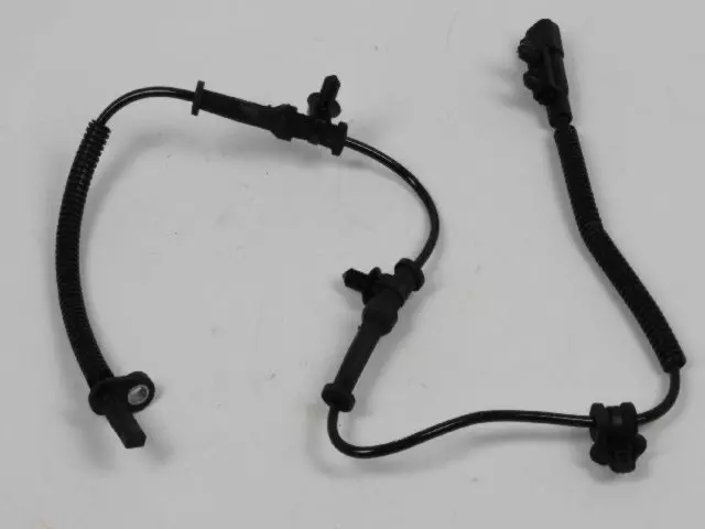 Wheel Speed Sensor - Mopar (68569550aa)