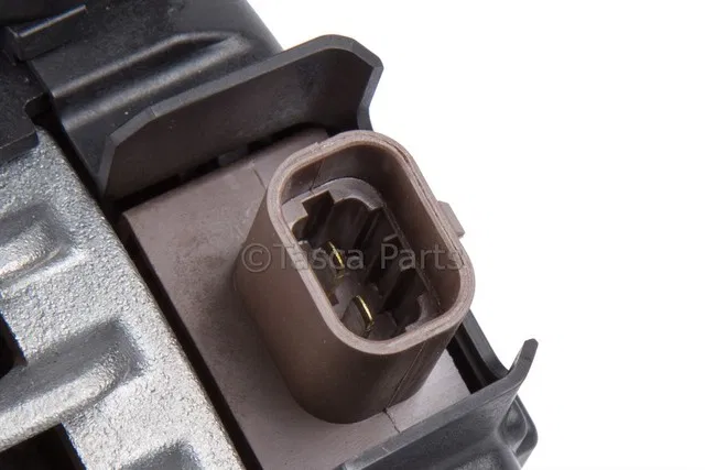 Alternator - ACDelco (84143539)
