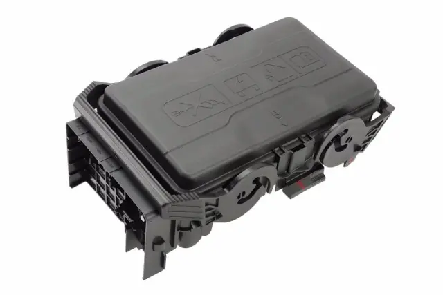 Engine Wiring Harness Junction Block - GM (84533821)