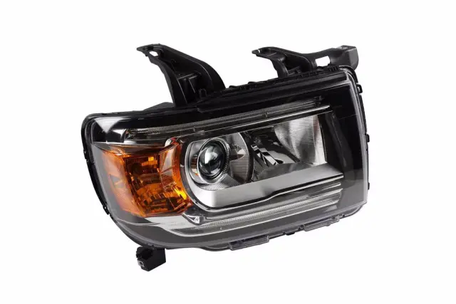 Headlamp - Passenger Side (RH) - GM (84707373)
